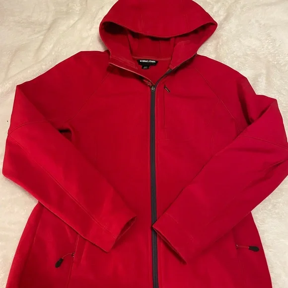 Title: Ladies Red Medium Jacket - Perfect for Fall & Spring - Picture 4 of 4